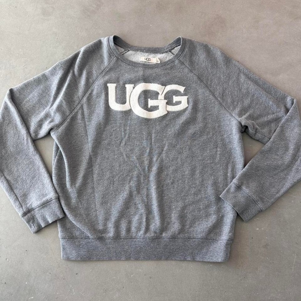 Gray UGG Crewneck Sweatshirt - Oversized Logo - Oversized Fit - Sz M - XL